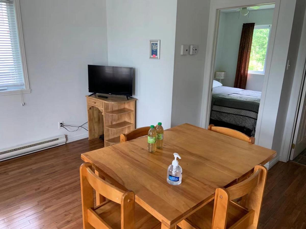 Motel & Chalets --Shefford-Waterloo- Habitation Forest Exteriör bild