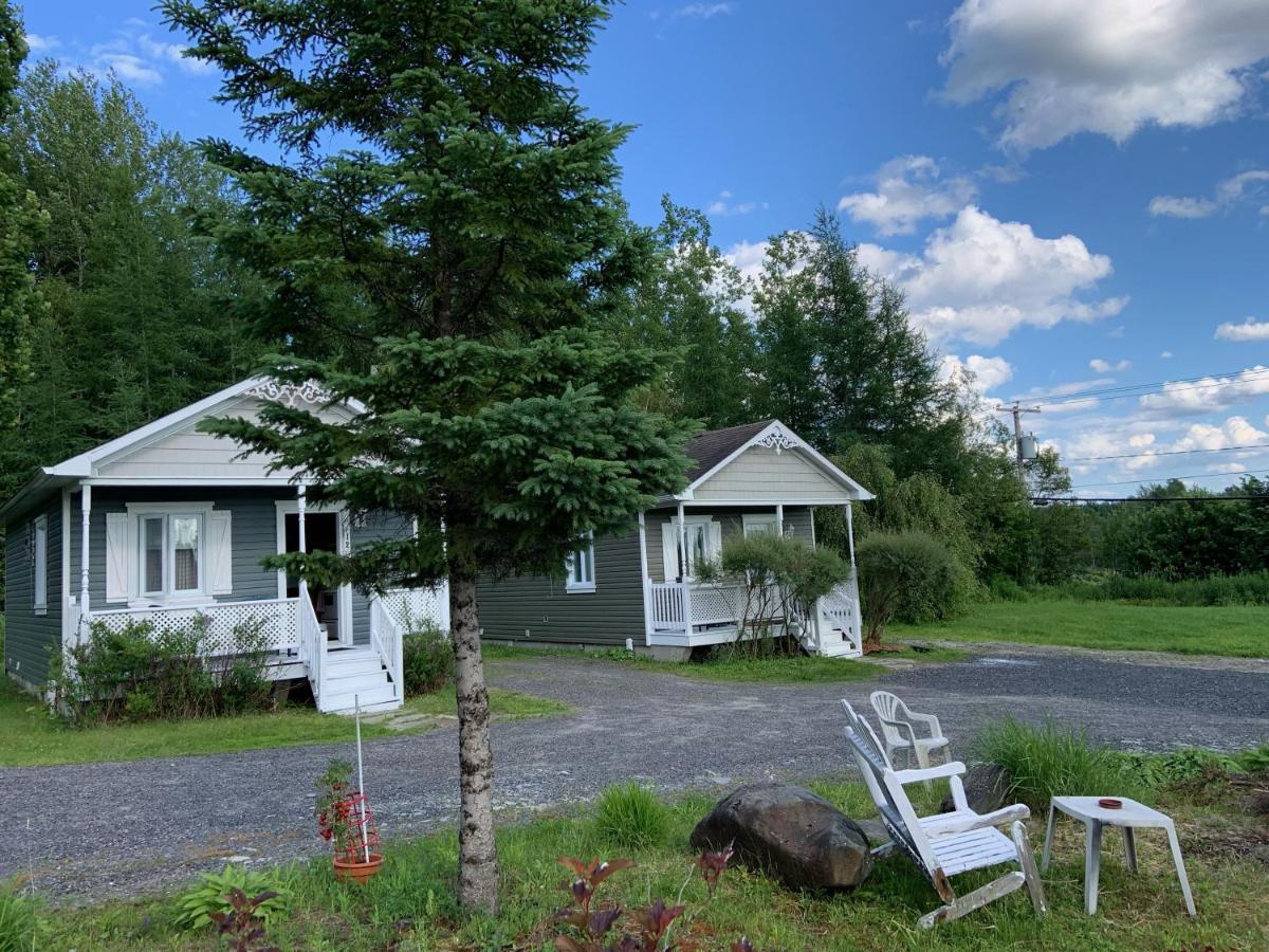 Motel & Chalets --Shefford-Waterloo- Habitation Forest Exteriör bild